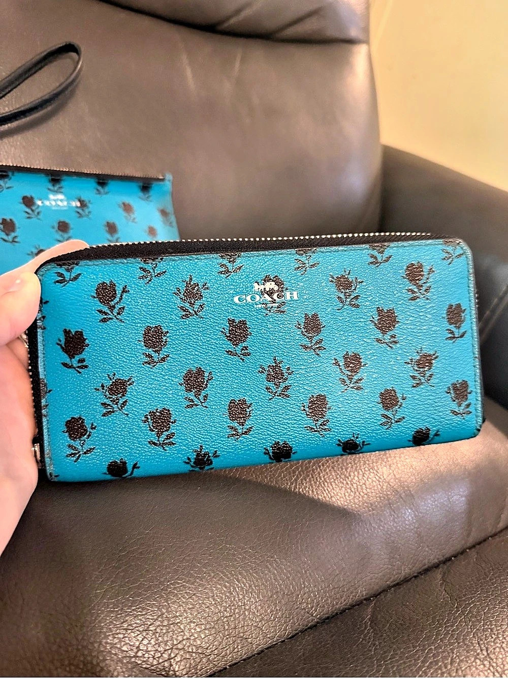 Coach Zip Wallet in Blue Rose Print With Matching Wristlet